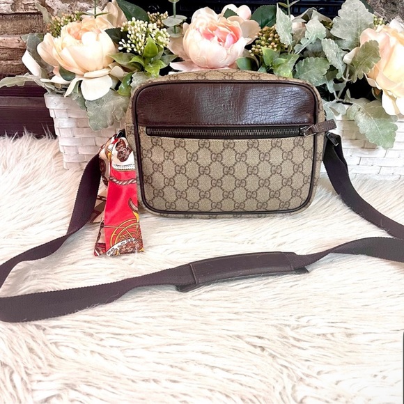 Authentic Gucci Monogram bag - Picture 4 of 8